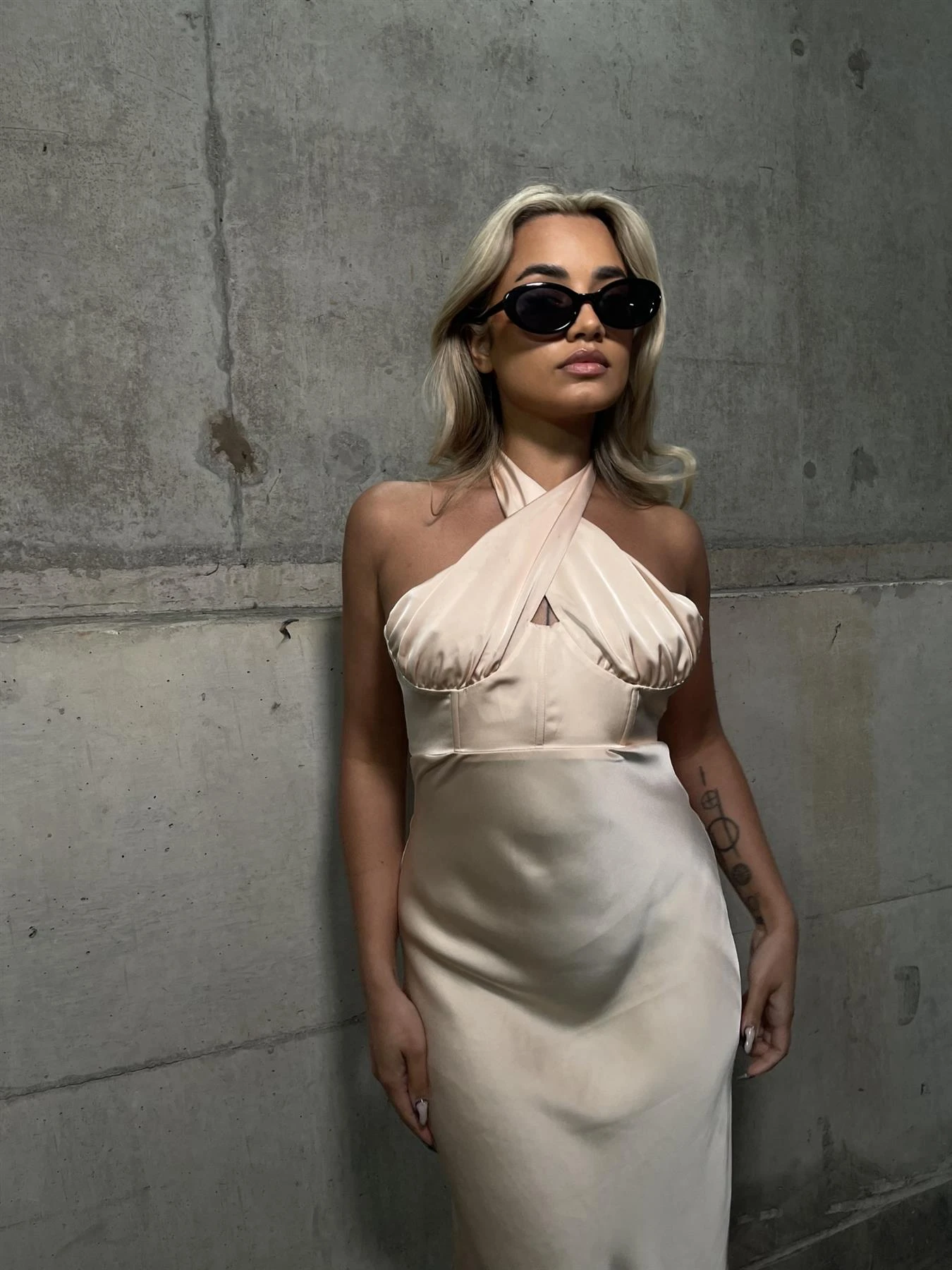 Glamorous Peach-Nude Satin Gathered Cross Front Halterneck Midaxi-Dress 3 Glamorous Peach-Nude Satin Gathered Cross Front Halterneck Midaxi-Dress - Image 3