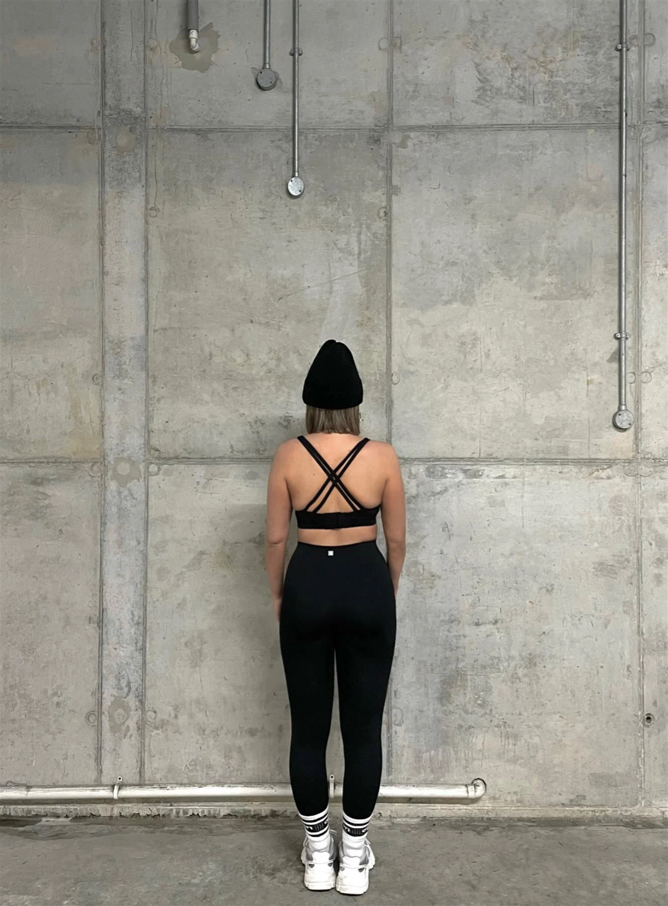 Glamorous Signature Scoop Neck Bralette - Black 2 Glamorous Signature Scoop Neck Bralette - Black - Image 2