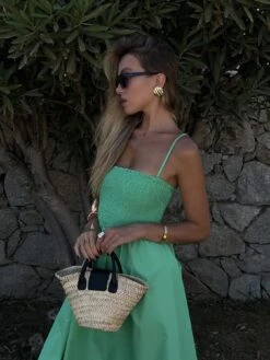 Glamorous Gracie Smocked Midi-Dress -Bright-Green 6 Glamorous Gracie Smocked Midi-Dress -Bright-Green -Cheap Softly Dressed Store 2cab635c 3a05 47a0 93aa c44873d49ee8