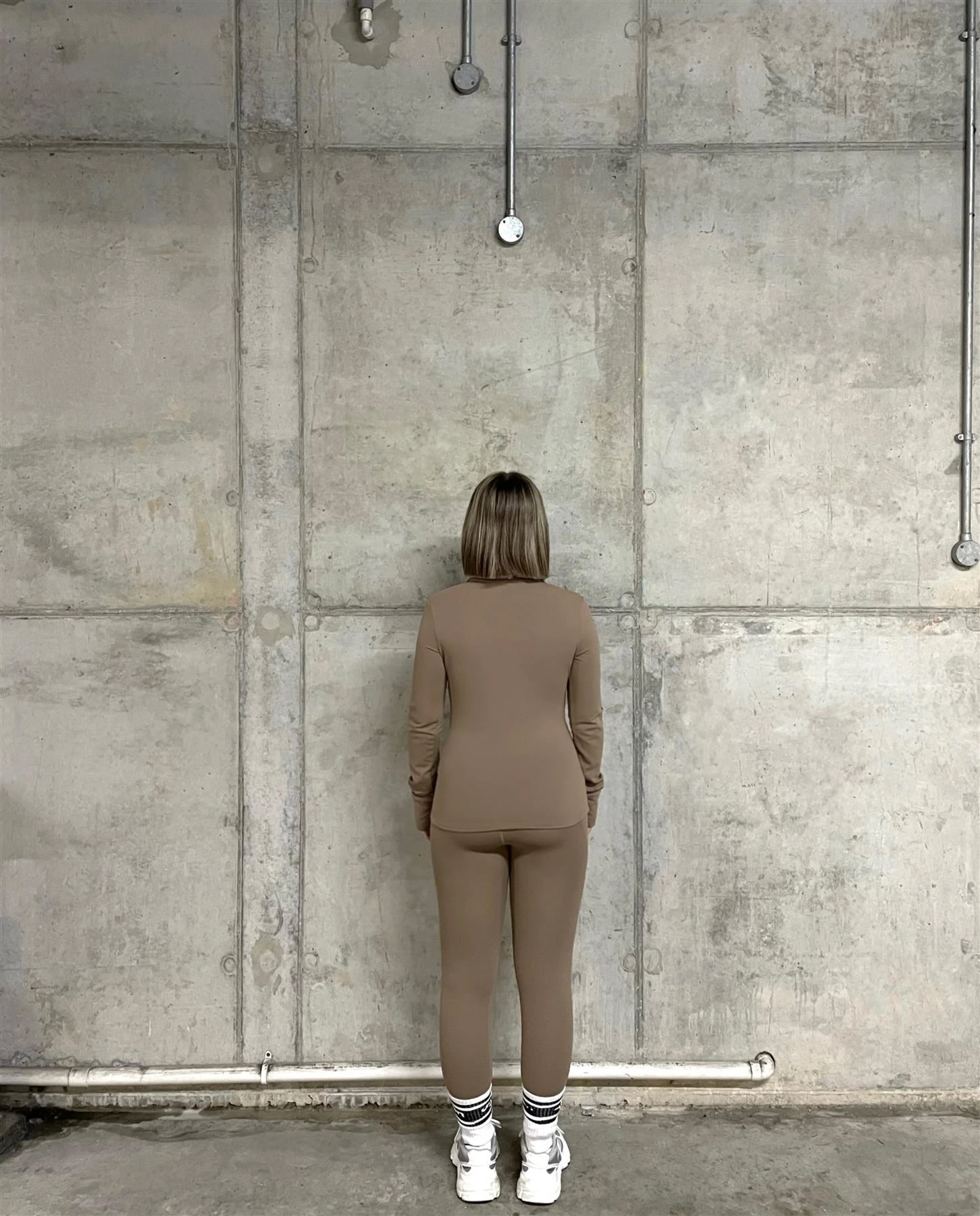 Glamorous Signature Half Zip Long Sleeve Top - Cocoa 2 Glamorous Signature Half Zip Long Sleeve Top - Cocoa - Image 2