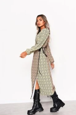 Glamorous Multi Orange-Yellow Ditsy Wrap Midi-Dress 8 Glamorous Multi Orange-Yellow Ditsy Wrap Midi-Dress -Cheap Softly Dressed Store 9f116f56 7ec8 4174 b929 602365d1a441