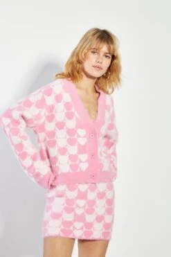 Glamorous Pink Multi Heart Button Front Cardigan 7 Glamorous Pink Multi Heart Button Front Cardigan -Cheap Softly Dressed Store 9facb0e23e81204997a14d2361c8a310