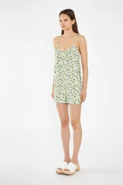 Glamorous Retro Daisy Loose-Fit Lace-Up Playsuit 7 Glamorous Retro Daisy Loose-Fit Lace-Up Playsuit -Cheap Softly Dressed Store AN4489 DM65 04