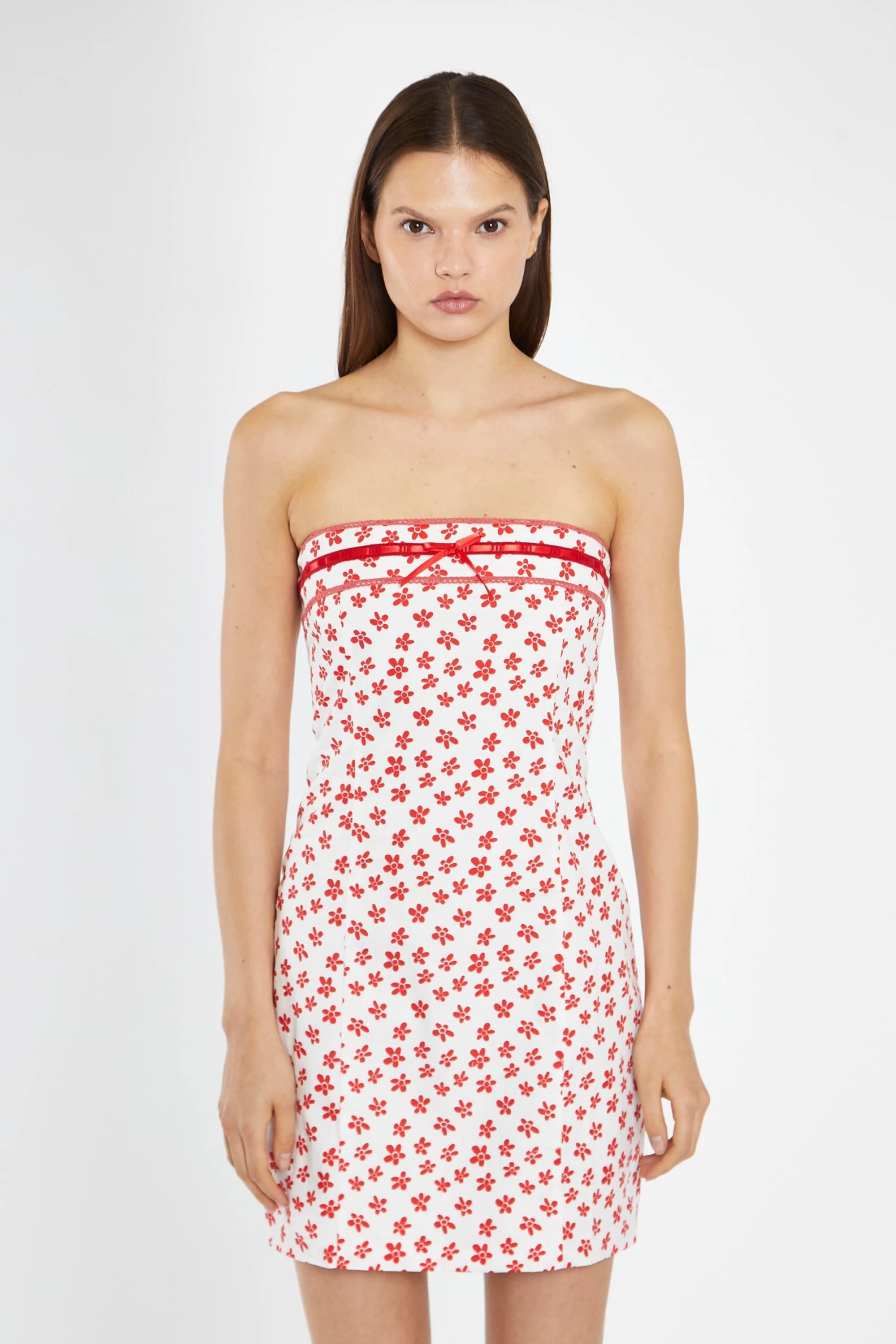 Glamorous White-Red Daisy Fitted Bandeau Mini-Dress 1 Glamorous White-Red Daisy Fitted Bandeau Mini-Dress