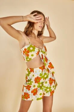 Glamorous Care Tie Front Strappy Crop Top 7 Glamorous Care Tie Front Strappy Crop Top -Cheap Softly Dressed Store CA0282 CY02 03