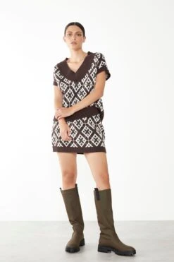 Glamorous Care Brown Geometric Print V-Neck Top 6 Glamorous Care Brown Geometric Print V-Neck Top -Cheap Softly Dressed Store CA0336 CY62 03