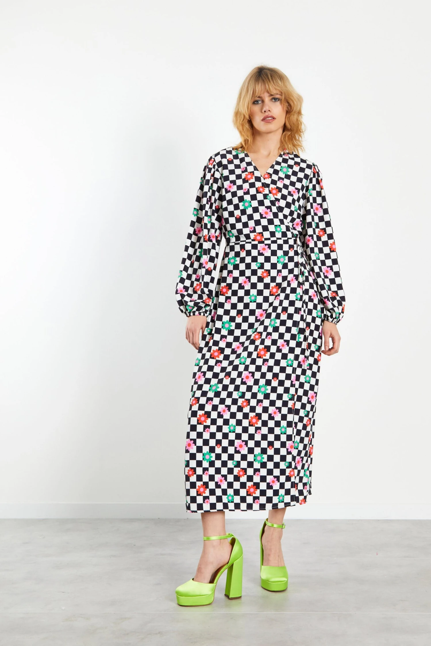 Glamorous Checkboard Flower Long Sleeve Wrap Midi Dress 3 Glamorous Checkboard Flower Long Sleeve Wrap Midi Dress - Image 3