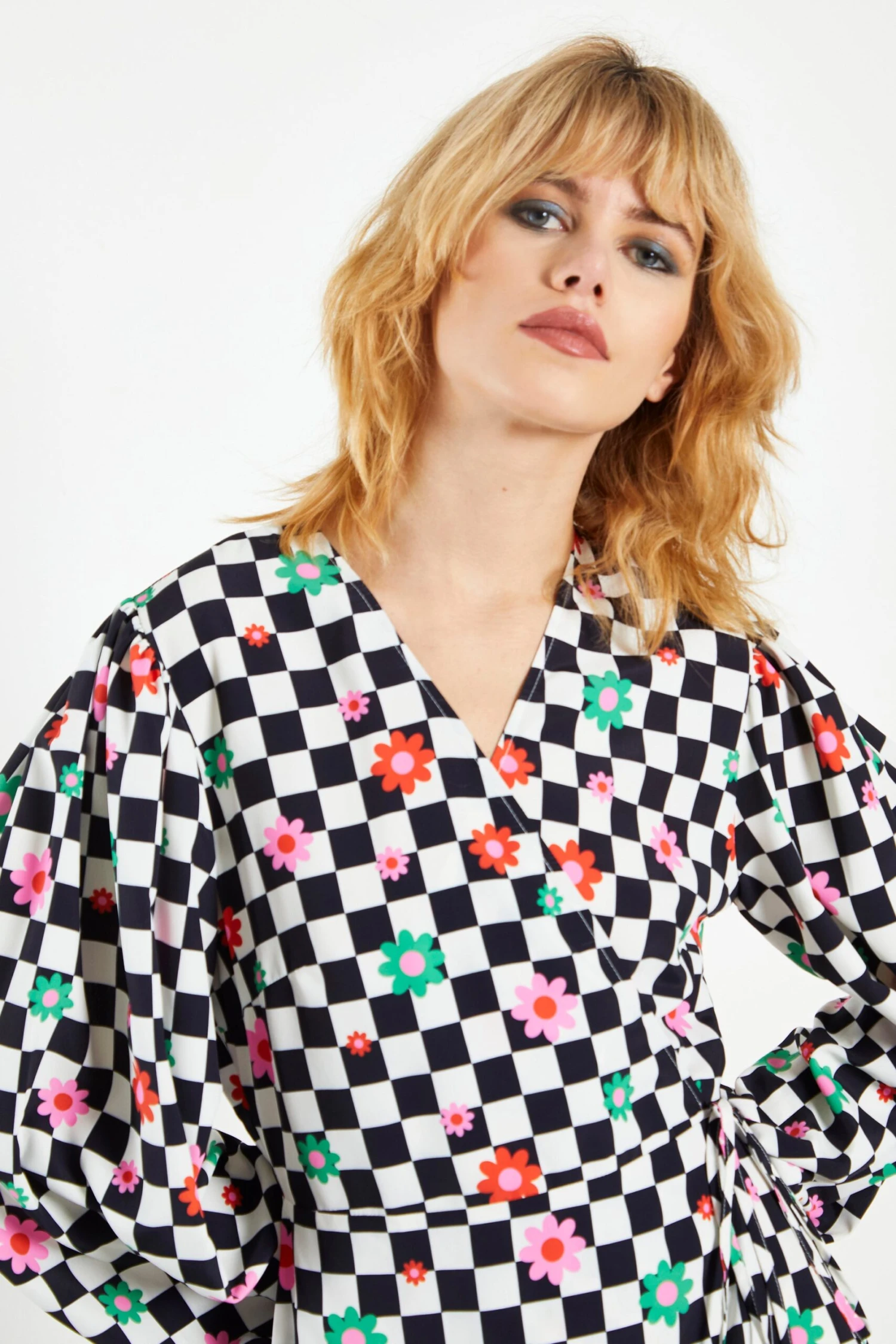 Glamorous Checkboard Flower Long Sleeve Wrap Midi Dress 4 Glamorous Checkboard Flower Long Sleeve Wrap Midi Dress - Image 4