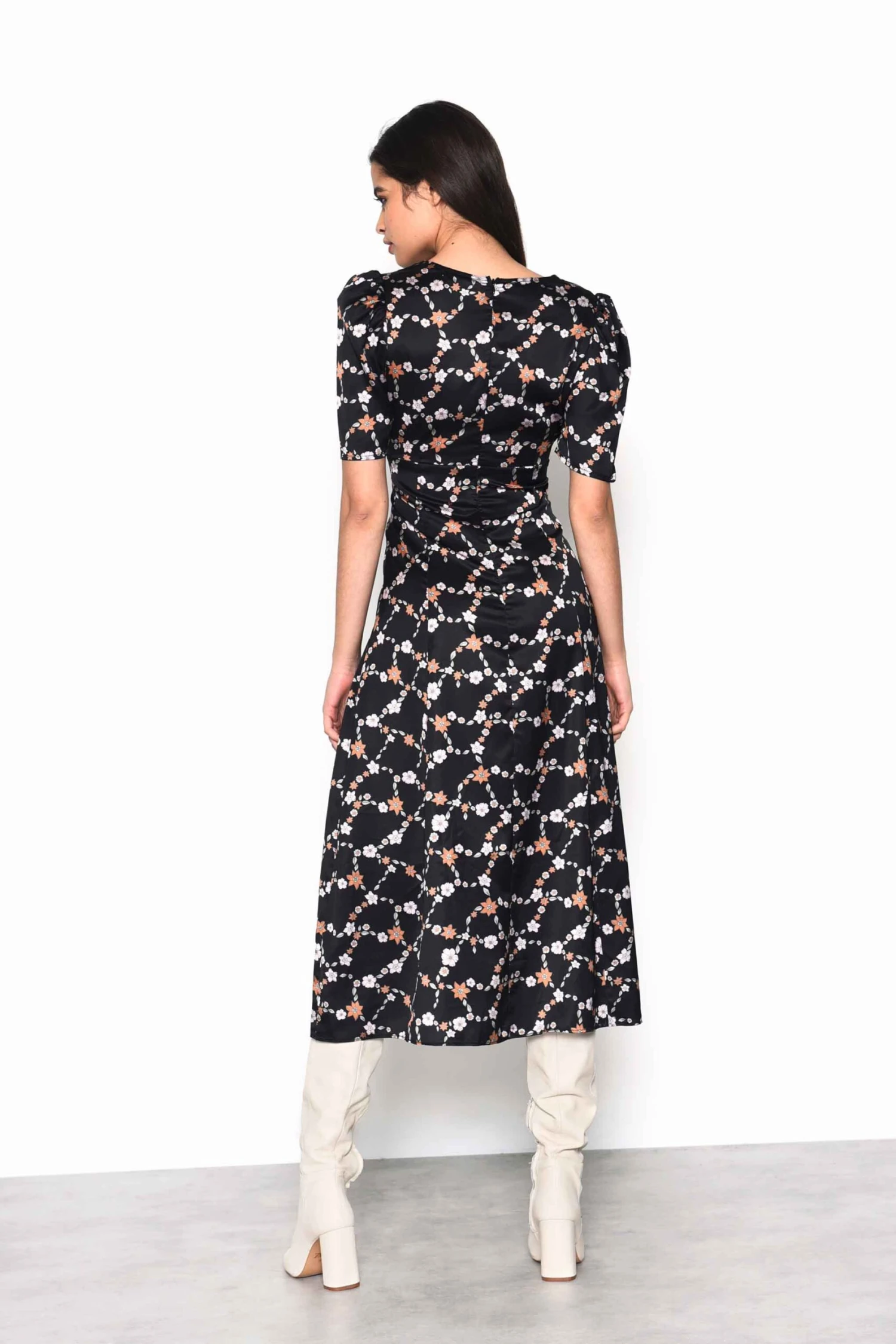 Glamorous Chain Floral Button Down Midi Dress With Plunging Neckline, Gathered Bust Detail And Puff Sleeves 2 Glamorous Chain Floral Button Down Midi Dress With Plunging Neckline, Gathered Bust Detail And Puff Sleeves - Image 2