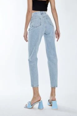 Glamorous Bleach Stonewash Denim Slim Fit Straight Leg Jeans -Cheap Softly Dressed Store CK6503 004