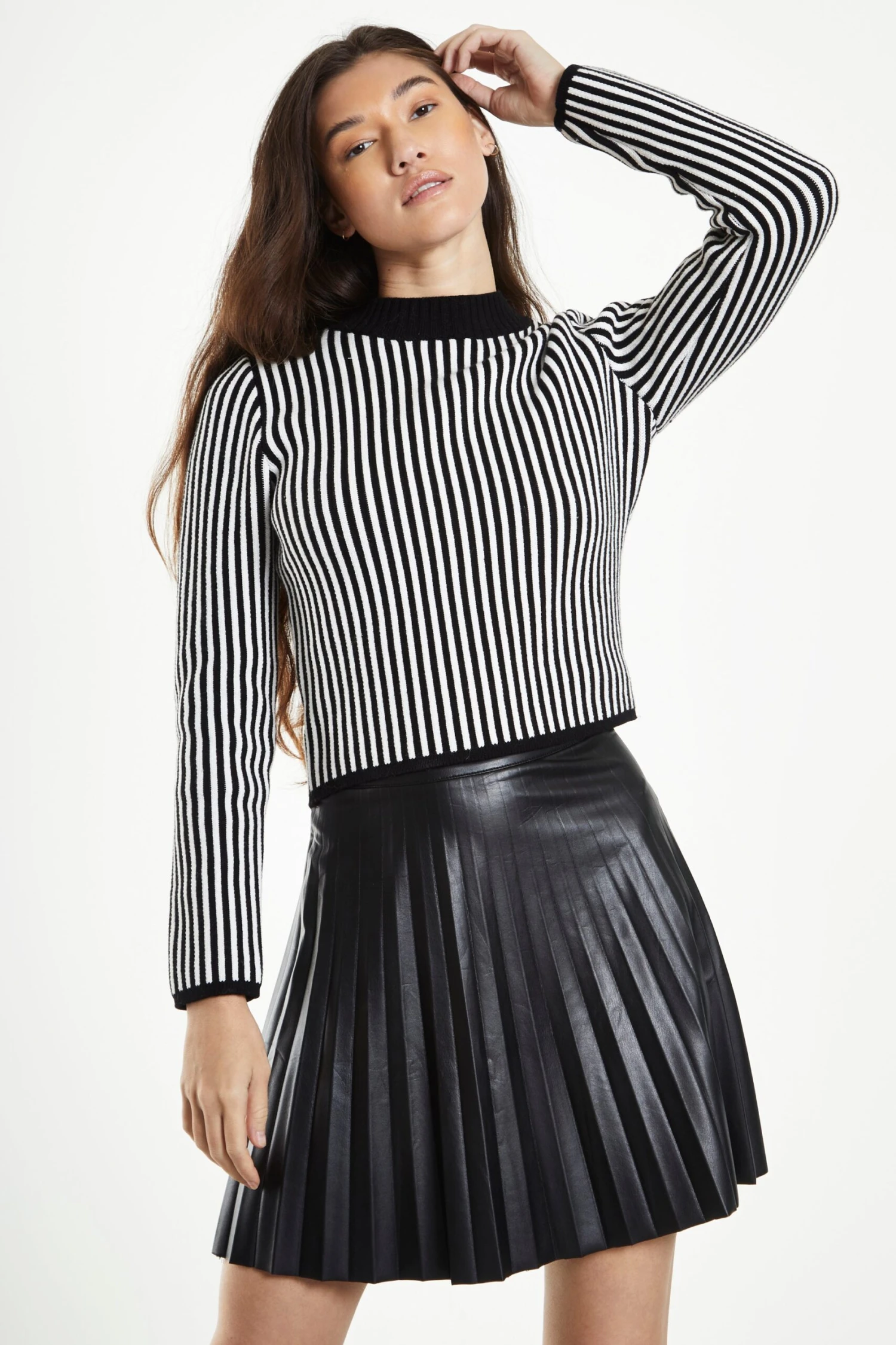 Glamorous Black White Stripe Skinny Fit Rib Knit Long Sleeve Top 1 Glamorous Black White Stripe Skinny Fit Rib Knit Long Sleeve Top