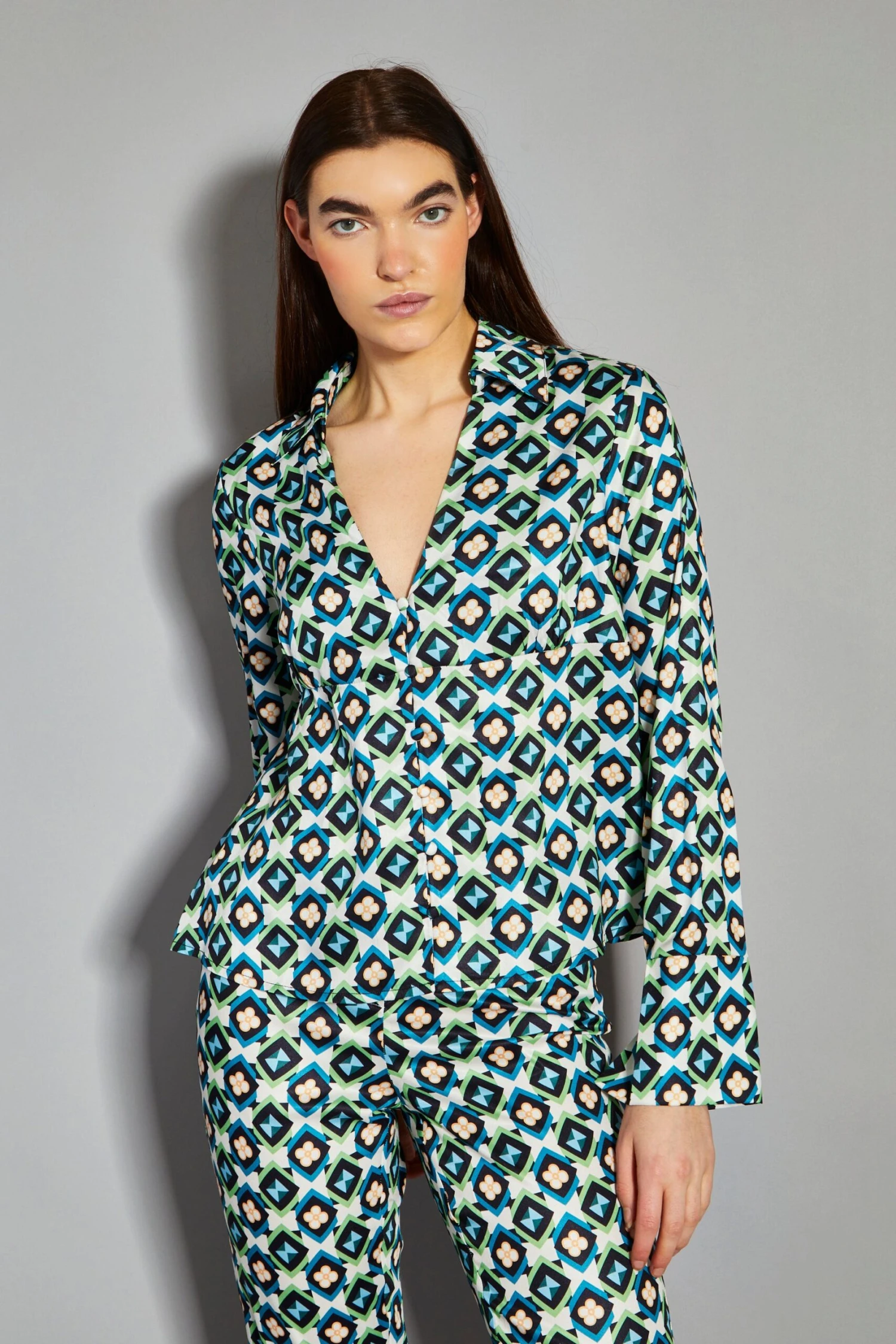 Glamorous Cream Multi Geo Flower Print V-Neck Button Front Shirt 3 Glamorous Cream Multi Geo Flower Print V-Neck Button Front Shirt - Image 3