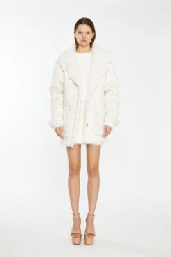 Glamorous Cream Shearling Oversized-Collar Jacket 8 Glamorous Cream Shearling Oversized-Collar Jacket -Cheap Softly Dressed Store CK7197 CRM 01