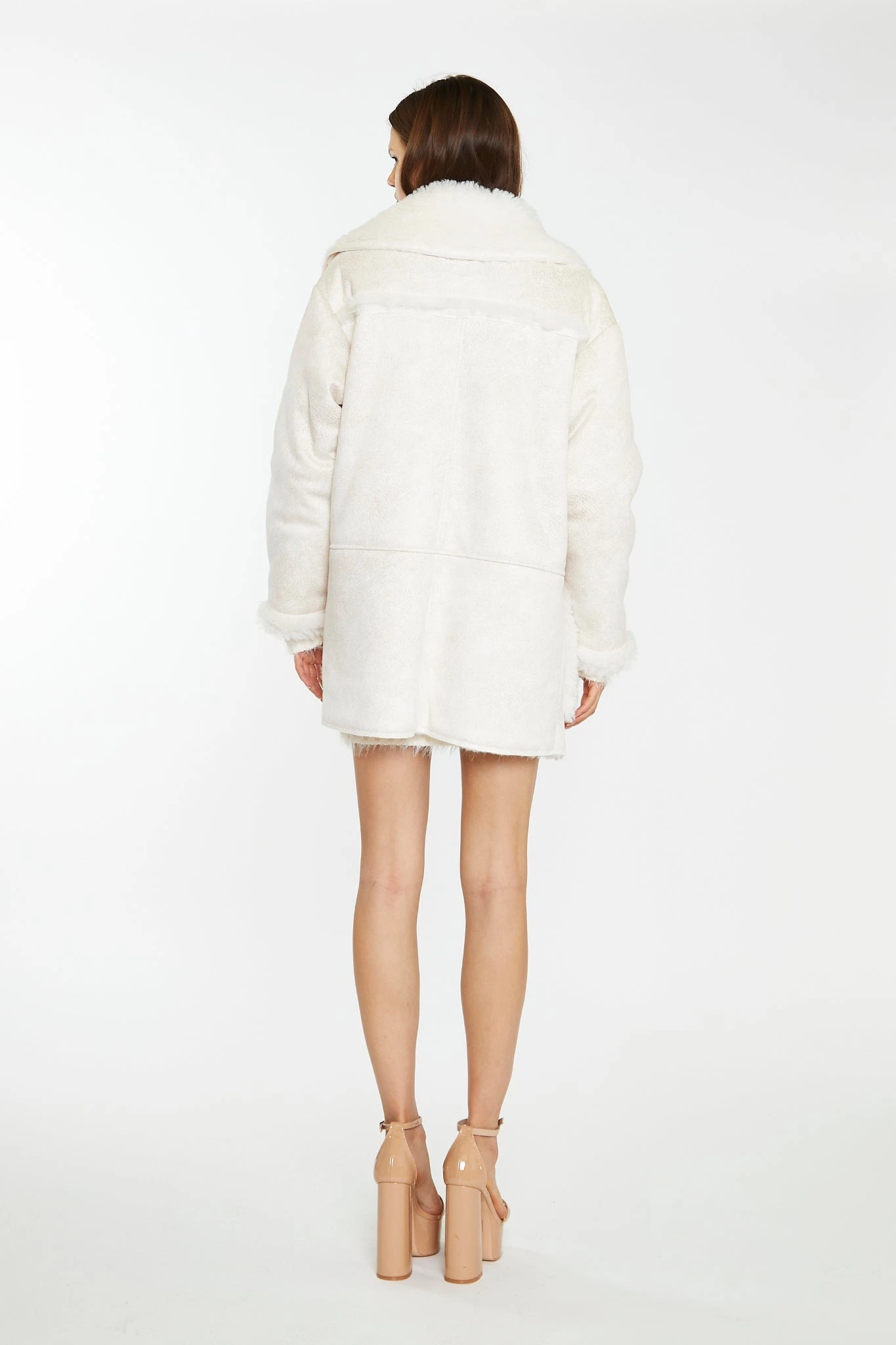 Glamorous Cream Shearling Oversized-Collar Jacket 2 Glamorous Cream Shearling Oversized-Collar Jacket - Image 2