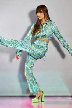 Glamorous Collection Metallic Swirl Floral Crop Flared Trousers 7 Glamorous Collection Metallic Swirl Floral Crop Flared Trousers -Cheap Softly Dressed Store GC0601 DB01 04