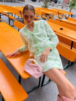 Glamorous Green Flower Check Knitted Cardigan 7 Glamorous Green Flower Check Knitted Cardigan -Cheap Softly Dressed Store HC0022 DJ18 04