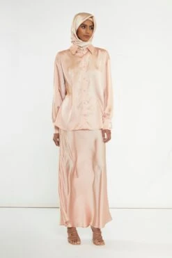 Glamorous Peach Bias-Cut Maxi-skirt