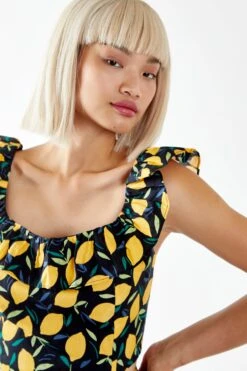 Glamorous Lemon Print Square Neck Ruffle Crop Top 6 Glamorous Lemon Print Square Neck Ruffle Crop Top -Cheap Softly Dressed Store LEMON 03