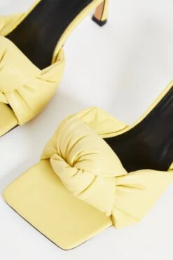 Glamorous Knot Front Mid Heel Mule Sandals In Yellow 6 Glamorous Knot Front Mid Heel Mule Sandals In Yellow -Cheap Softly Dressed Store Shoes 05