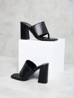 Glamorous Black Square Toe Strappy Chunky Heels -Cheap Softly Dressed Store TD14.10.2147418