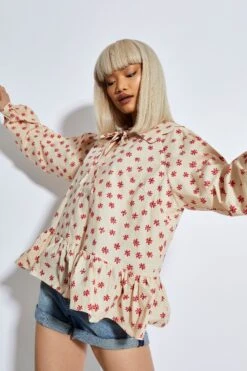 Glamorous Womens Stone Red Daisy Long Sleeve Blouse