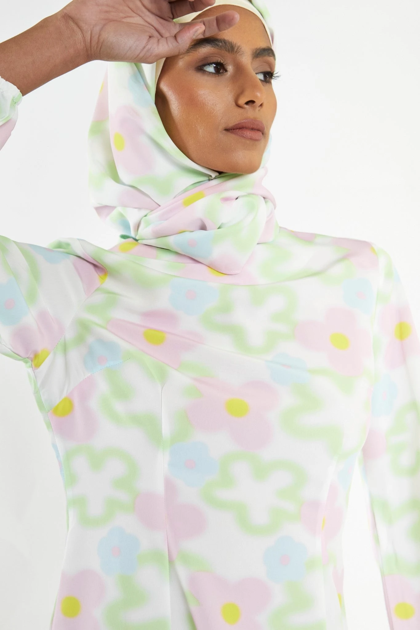 Glamorous Multi Blurred Floral Long-Sleeve Midi-Dress 4 Glamorous Multi Blurred Floral Long-Sleeve Midi-Dress - Image 4