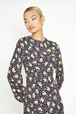 Glamorous Black Multi Rose Long Sleeve Midi Dress 7 Glamorous Black Multi Rose Long Sleeve Midi Dress -Cheap Softly Dressed Store TM0917 BLACKMULTI 03