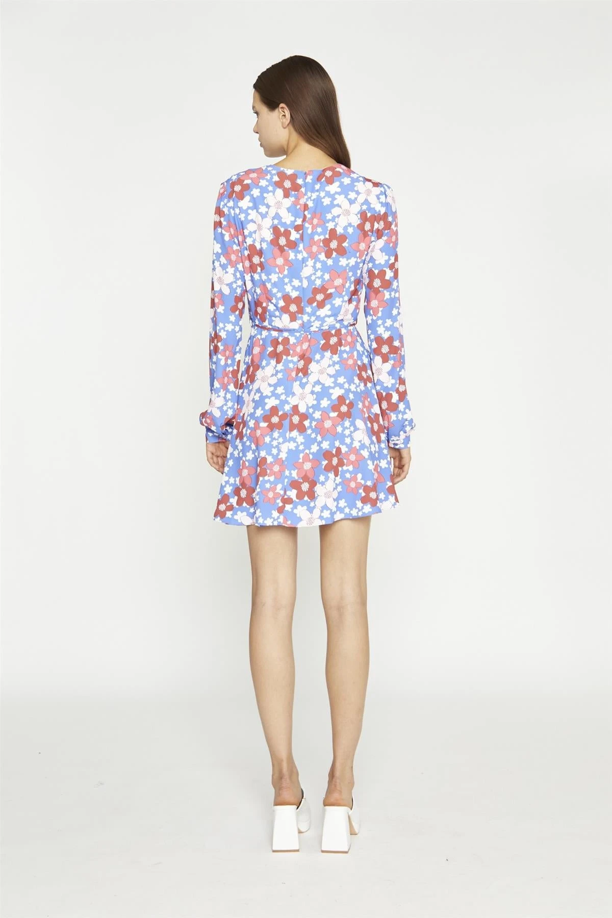 Glamorous Blue-Red Flower V-Neck Mini-Dress 2 Glamorous Blue-Red Flower V-Neck Mini-Dress - Image 2