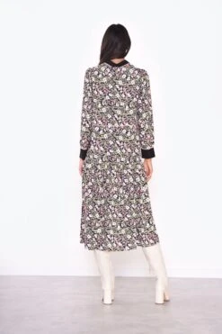 Glamorous Navy Folk Floral Black Collar Midi Dress 7 Glamorous Navy Folk Floral Black Collar Midi Dress -Cheap Softly Dressed Store c2b113b83e038d6a3087a66359e5432d