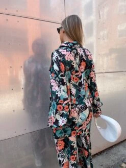 Glamorous Garden Floral Long Sleeve Shirt 6 Glamorous Garden Floral Long Sleeve Shirt -Cheap Softly Dressed Store image01220 1b1093d0 db16 4b3b b21e 3c47738dea9c